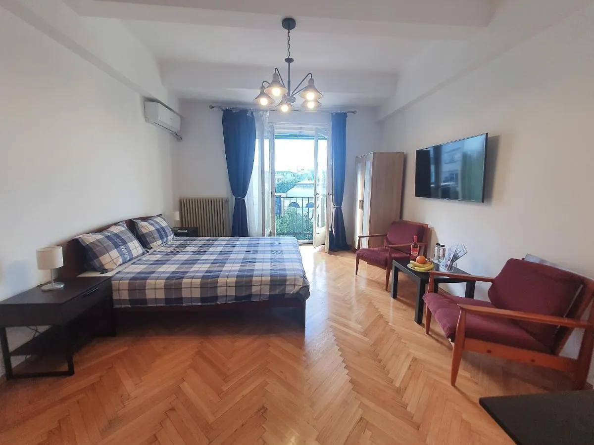 Apartment Central Studio With City View- Near Old Town Bucharest