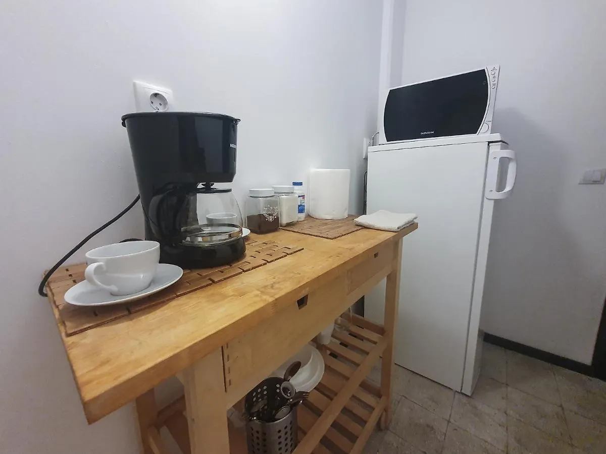 Central Studio With City View- Near Old Town Bukarest