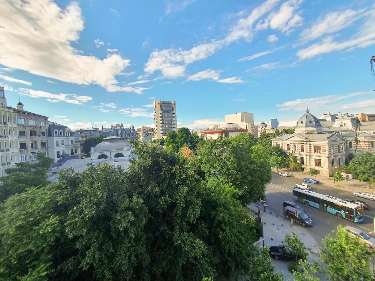Central Studio With City View- Near Old Town Bukarest Románia